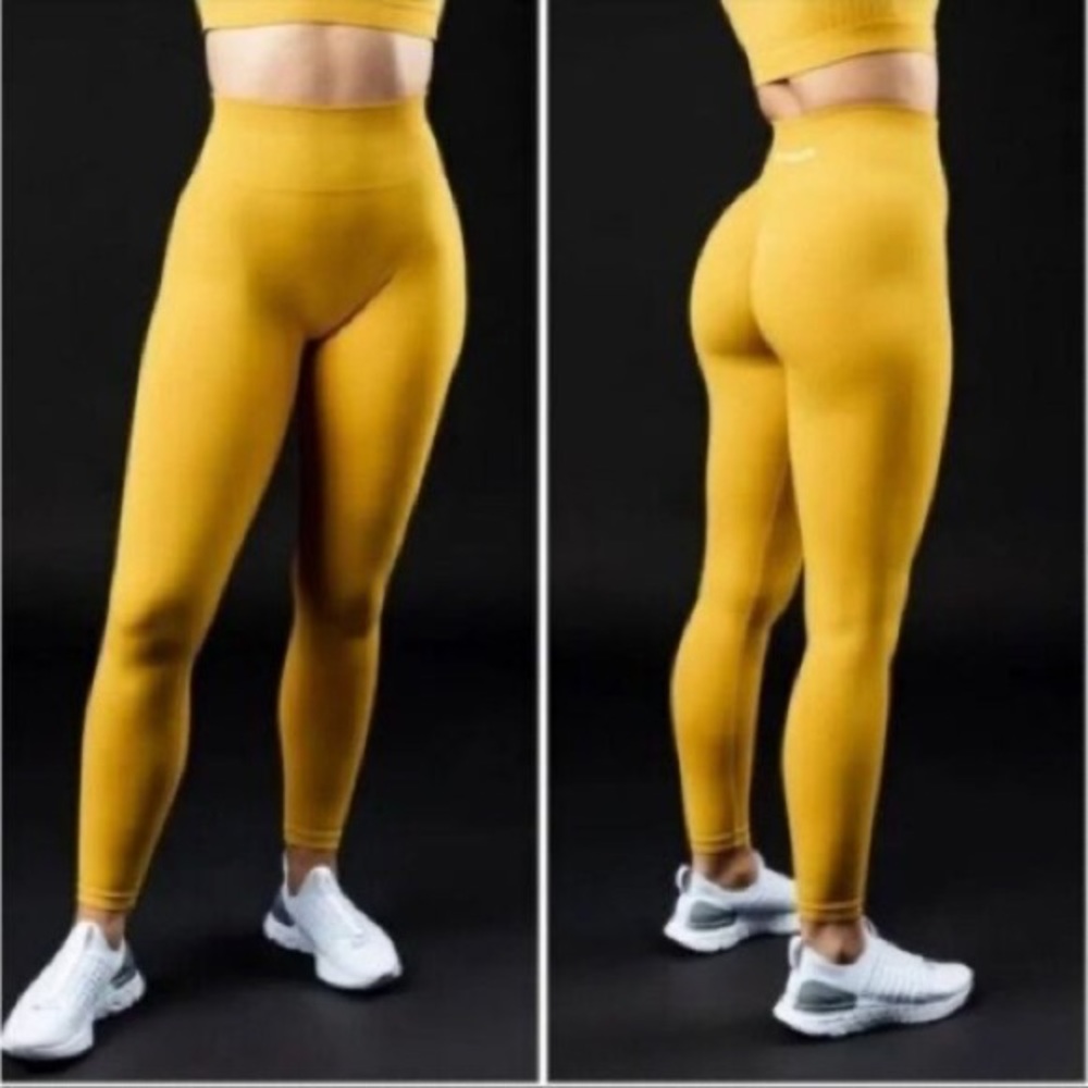 Amplify leggings